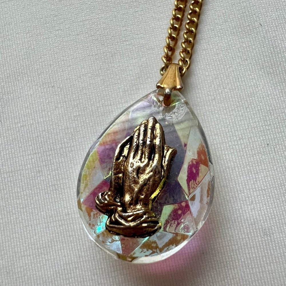 Gold Tone Chain AB Praying Hands Faceted Pendant Costume Fashion Necklace